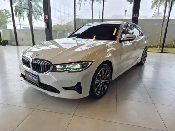 BMW 330i 2.0 16V TURBO GASOLINA M SPORT AUTOMÁTICO